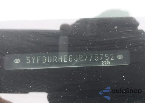 2018 Toyota Corolla Le from USA, damaged, VIN 5YFBURHE6JP775752